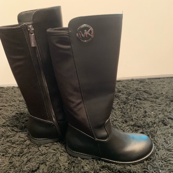 Little girl Michael Kors Boots - Picture 1 of 2
